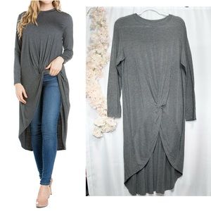 Azules Train tunic top medium long sleeve gray